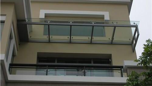 PC陽光板、耐力板作為高層建筑門窗使用時應注意的問題